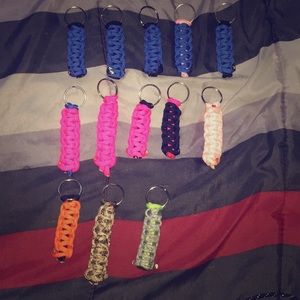 Paracord keychain